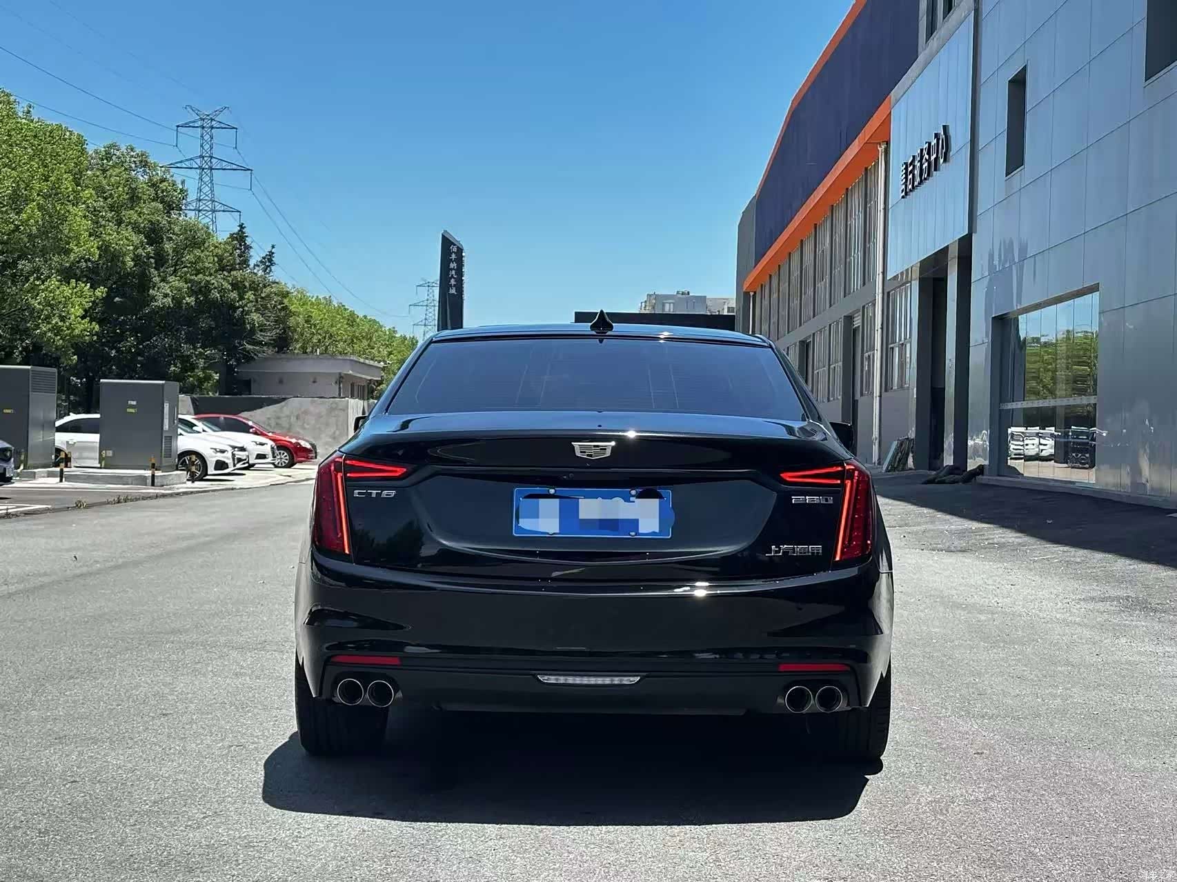 Cadillac CT6, 2022 8