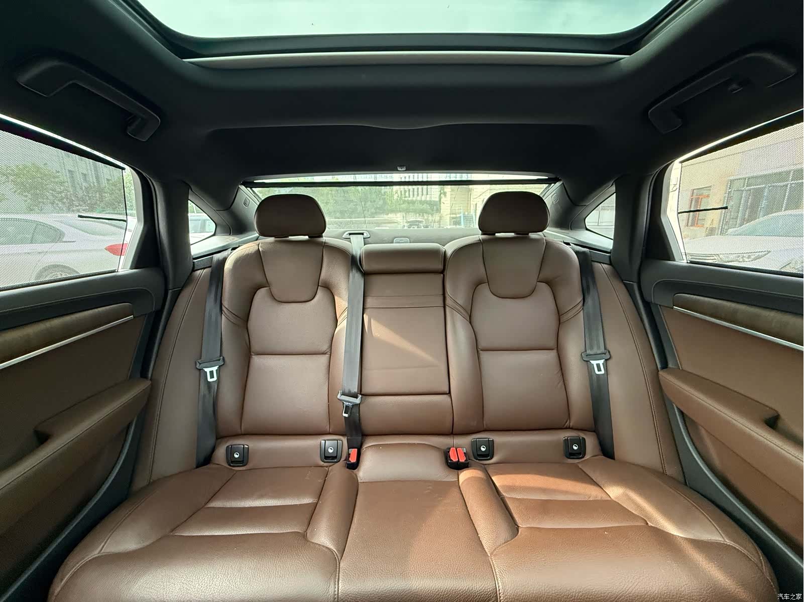 Volvo S90, 2021 25