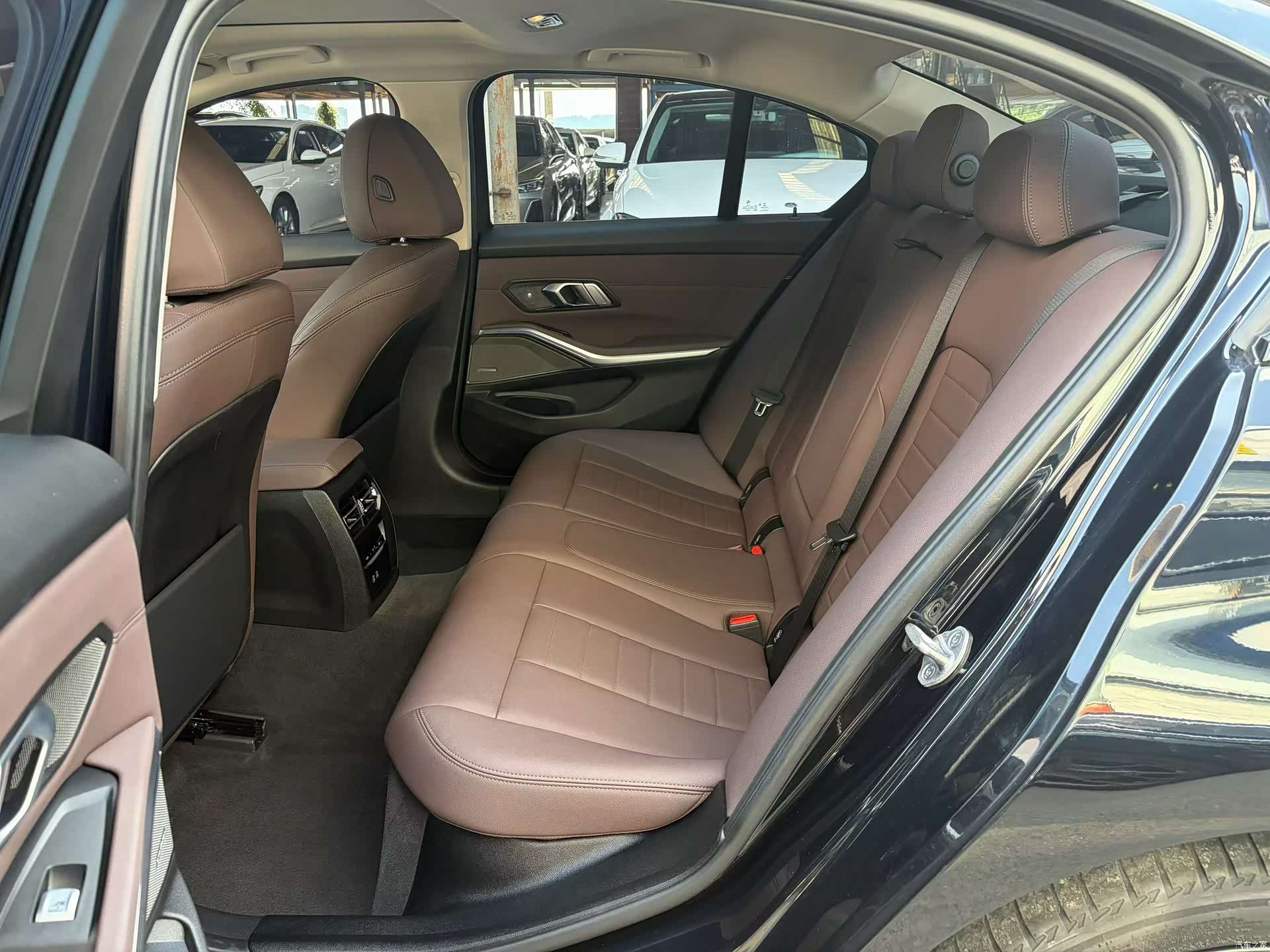 BMW 3 Series, 2021 8