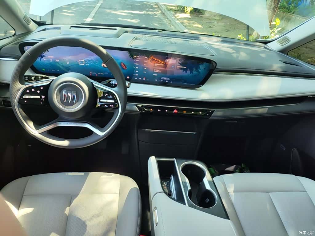 Buick GL8, 2025 10
