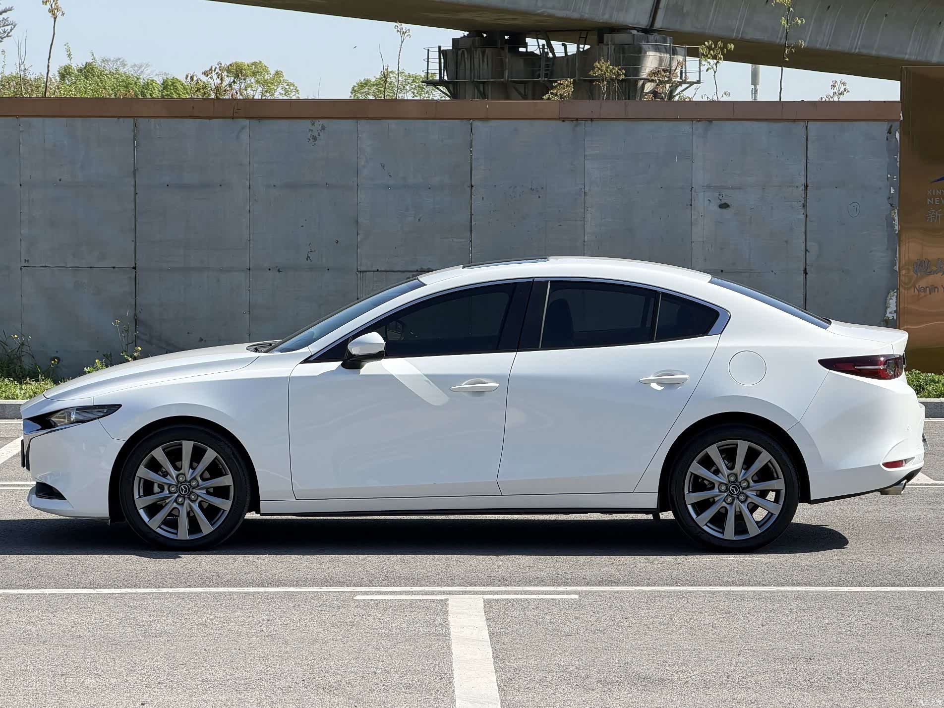 Mazda Mazda3, 2022 19
