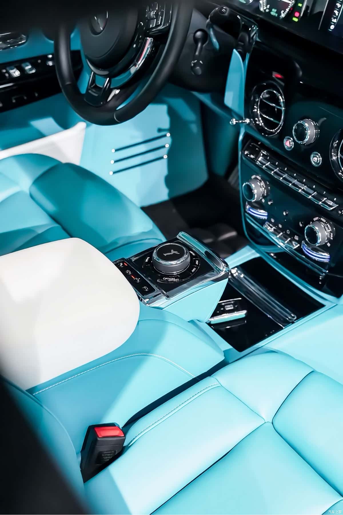 Rolls-Royce Phantom, 2020 18