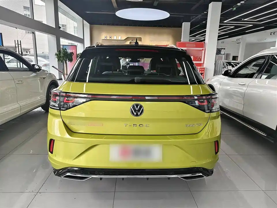 Volkswagen T-ROC exploring Songs