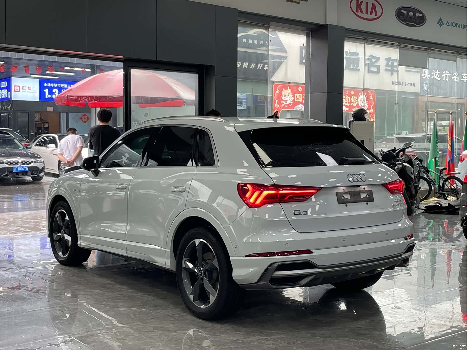 Audi Q3, 2022 14