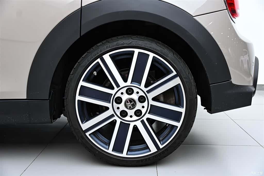 Mini Cooper, 2022 31