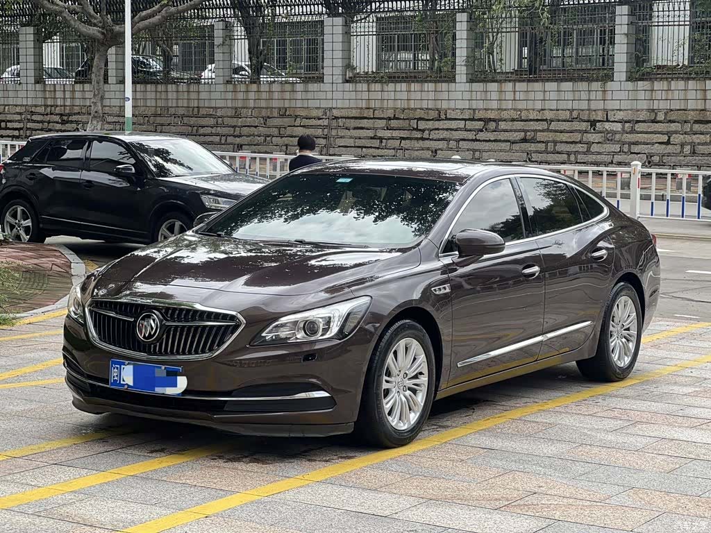 Buick LaCrosse, 2017 1