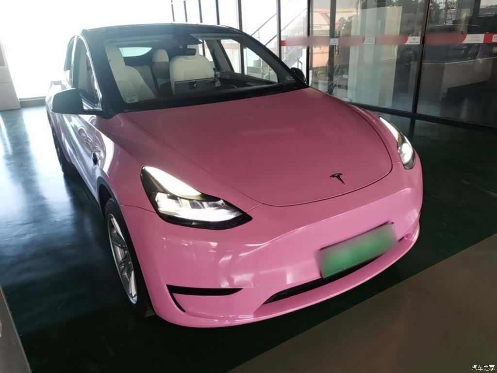 Model Y, 2023 4