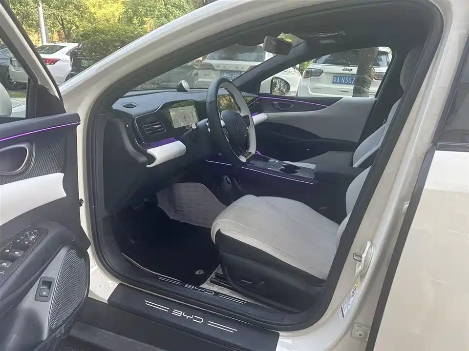 BYD Seal 06