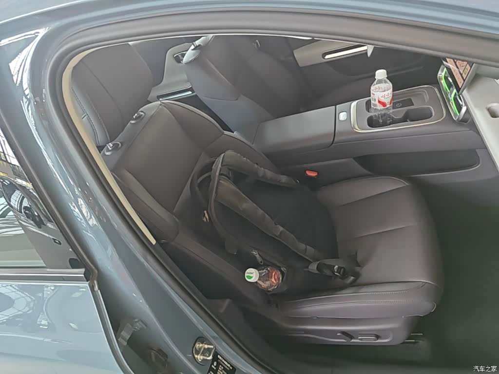 Leapmotor B01, 2025 25