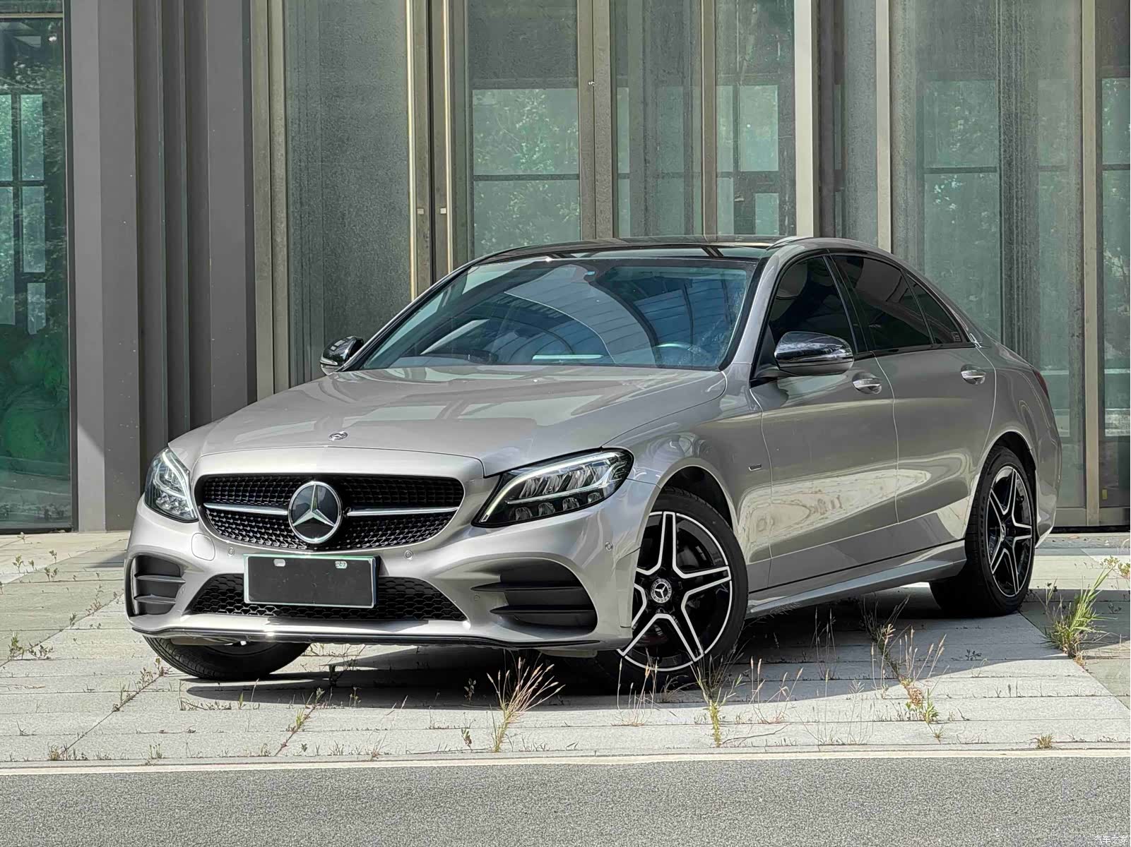Mercedes-Benz C-Class, 2020 1