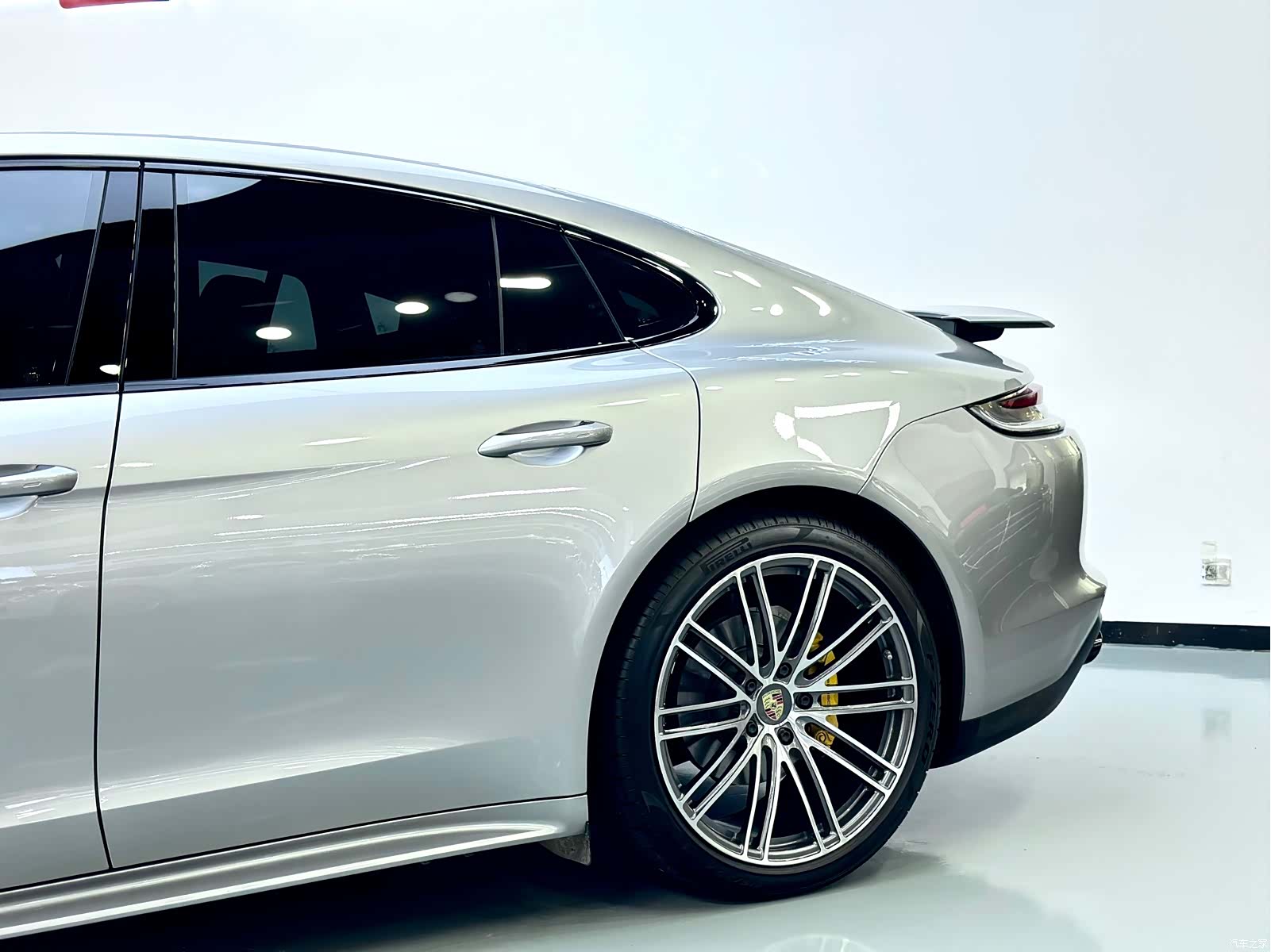 Porsche Panamera, 2021 11