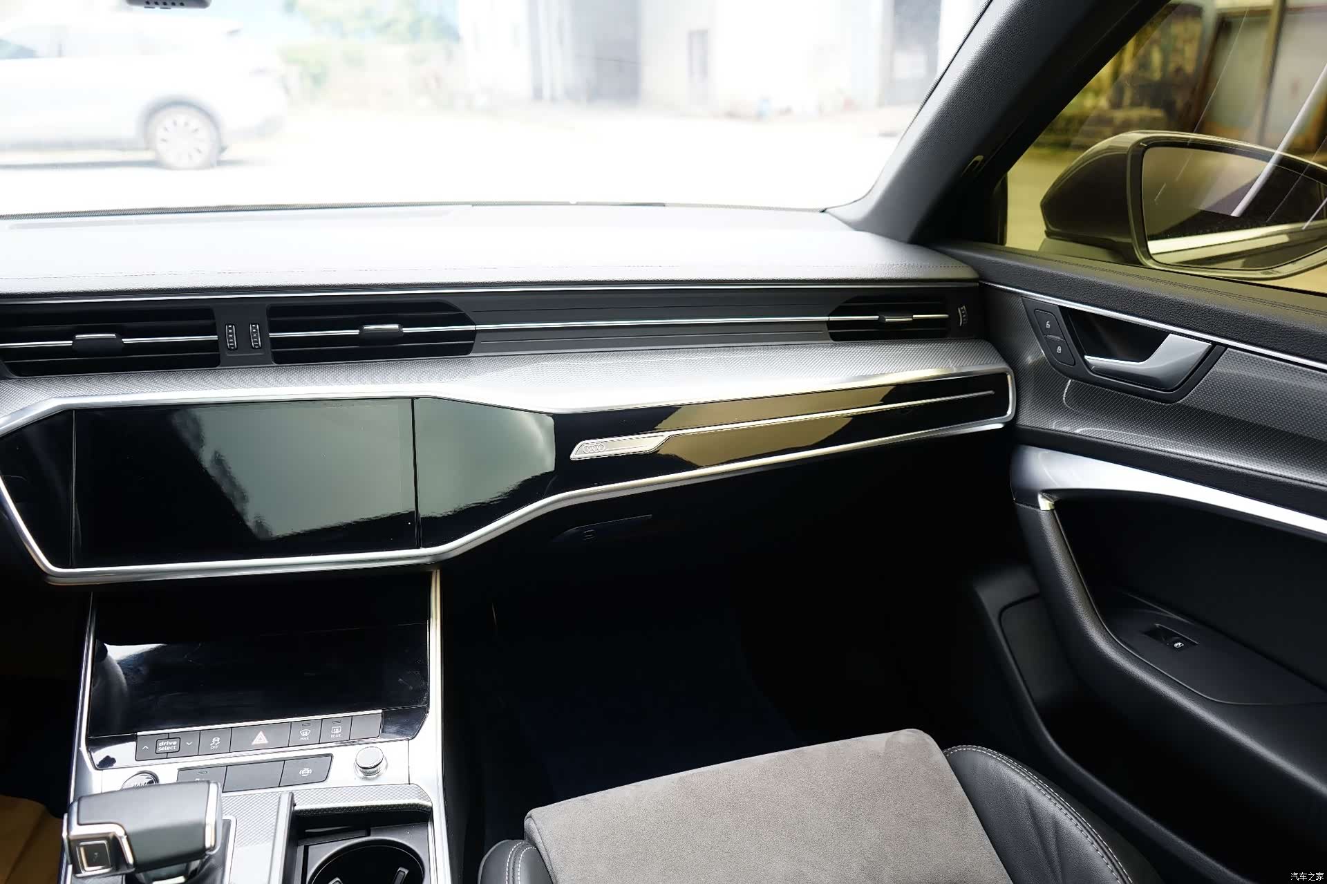 Audi A6L, 2021 10