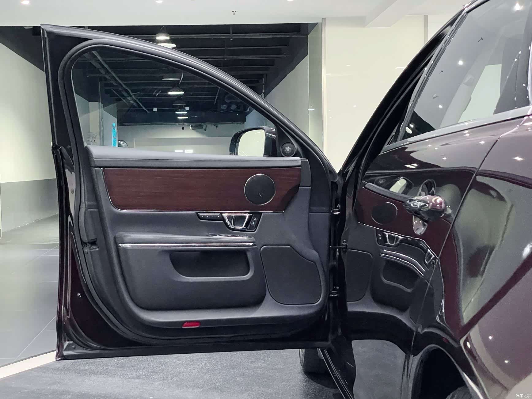 Jaguar XJ, 2017 22