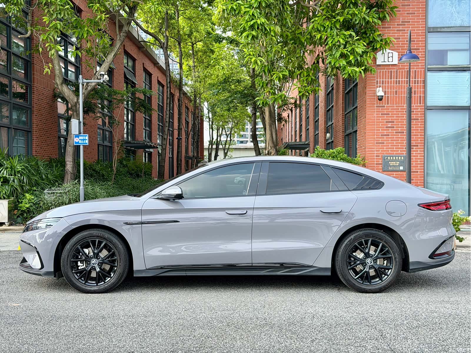 BYD Han, 2024 2
