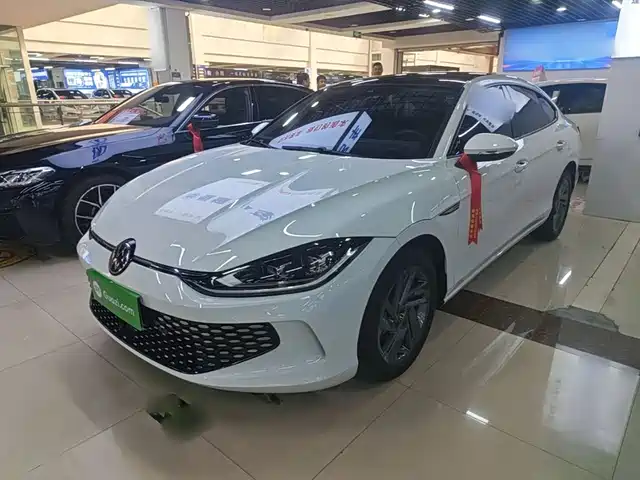 Volkswagen Lamando 2024 — купить из Китая под заказ
