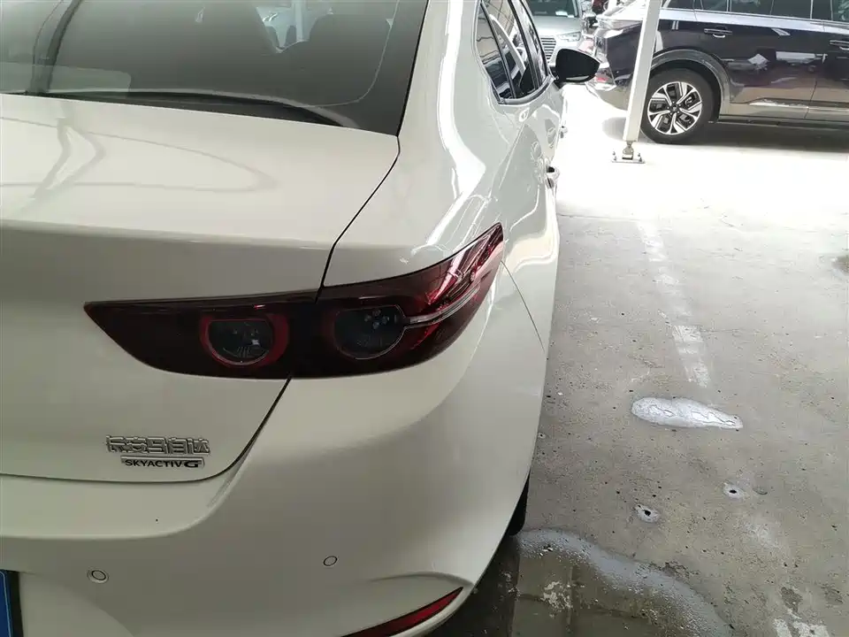 Mazda 3 Angkesaila