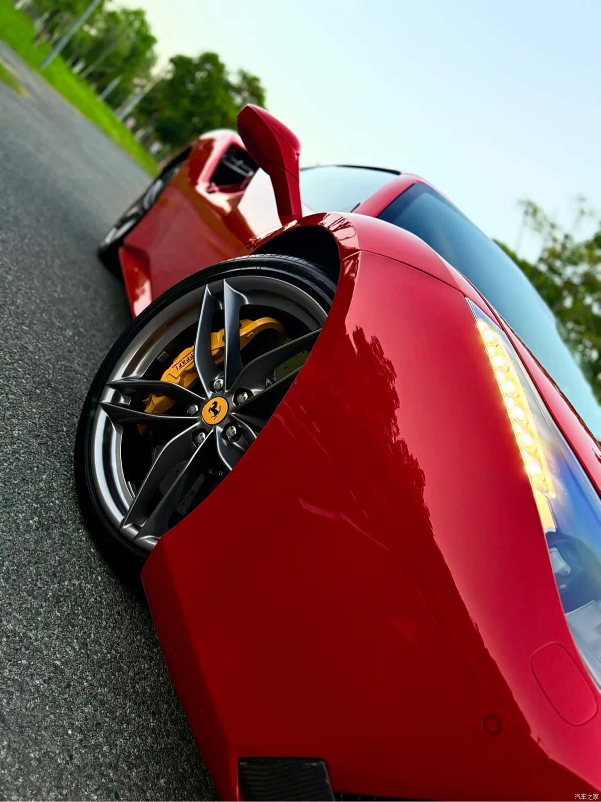 Ferrari 488, 2018 21