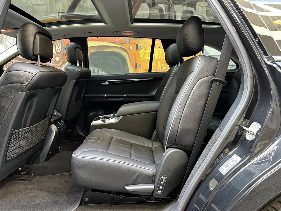 Mercedes-Benz R-class