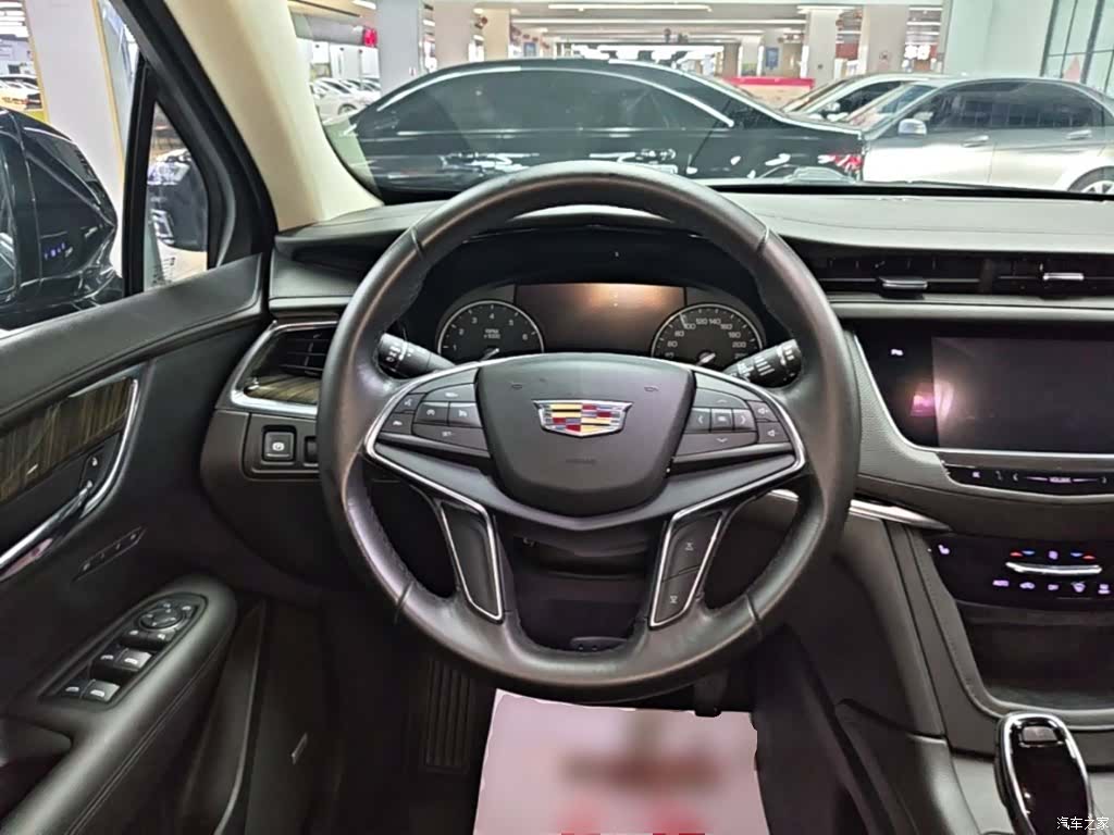 Cadillac XT5, 2018 11