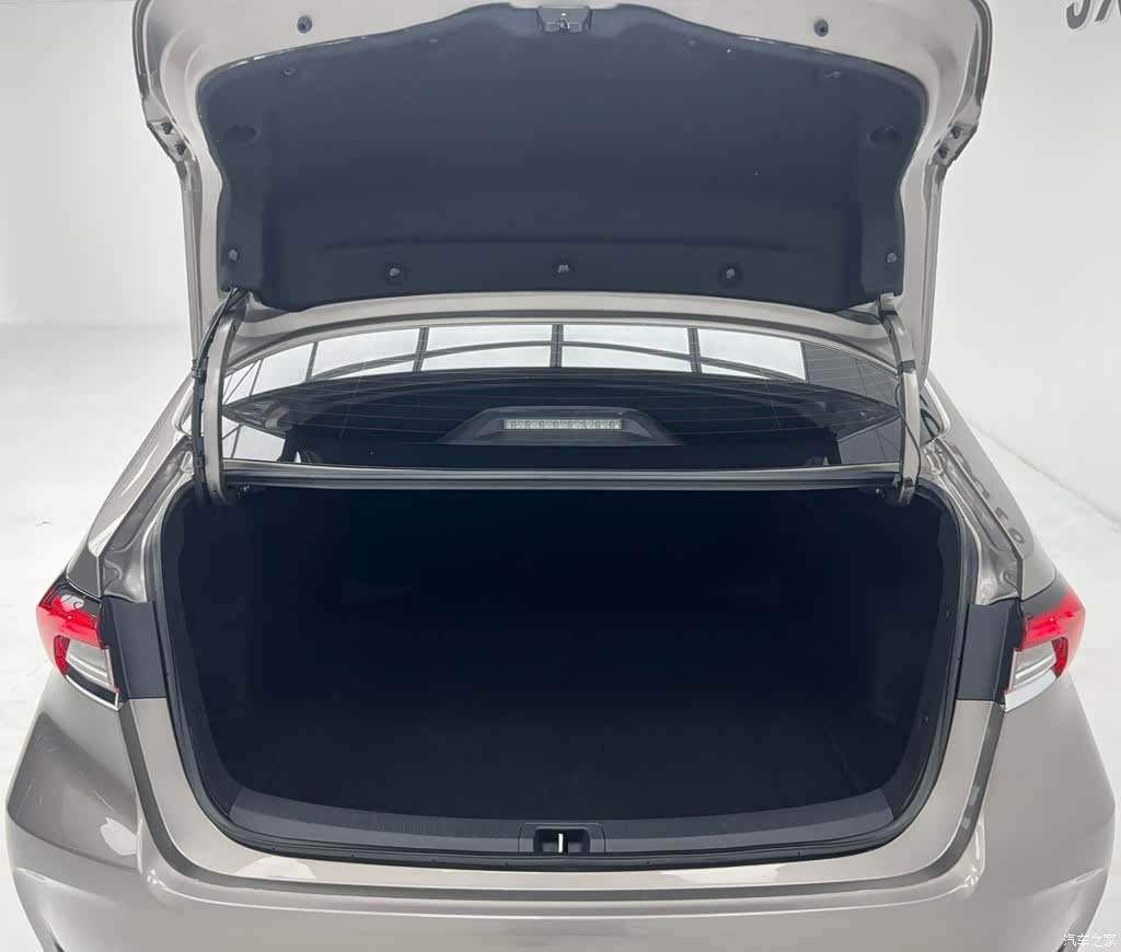 Toyota Corolla, 2023 20