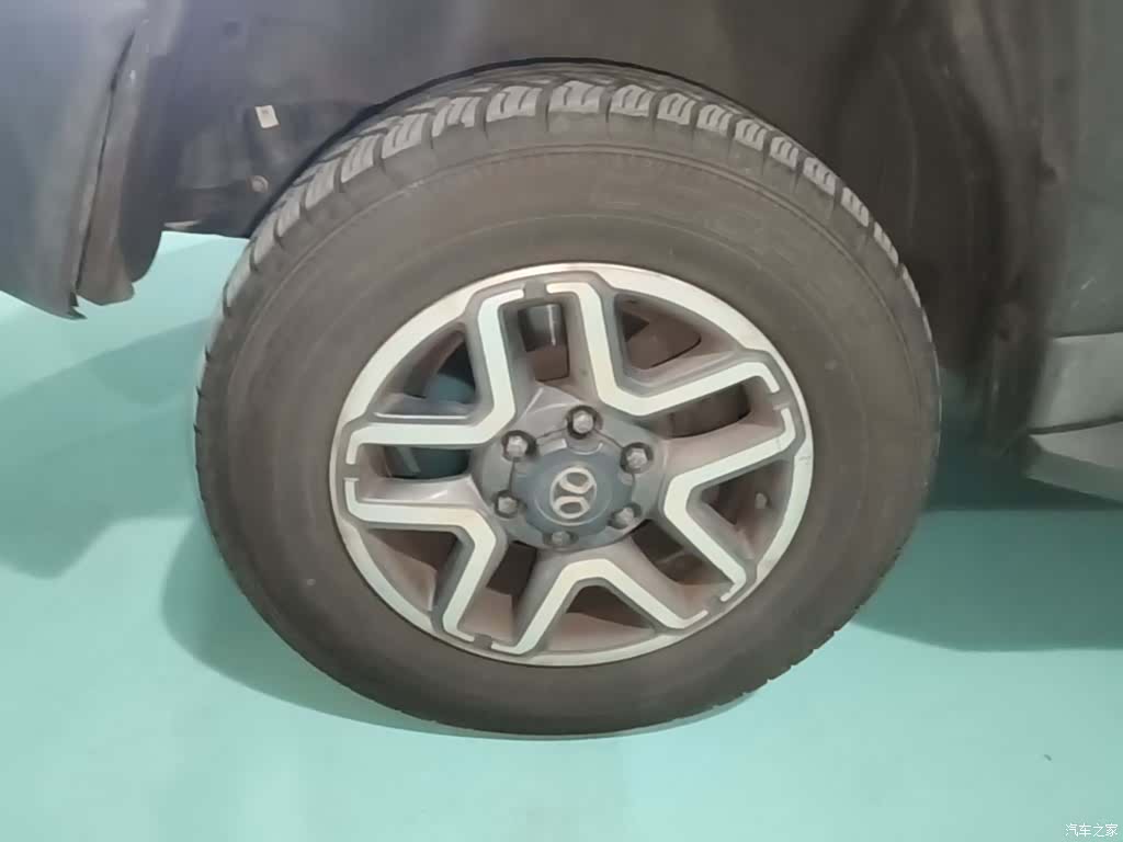 BAIC BJ40, 2017 23