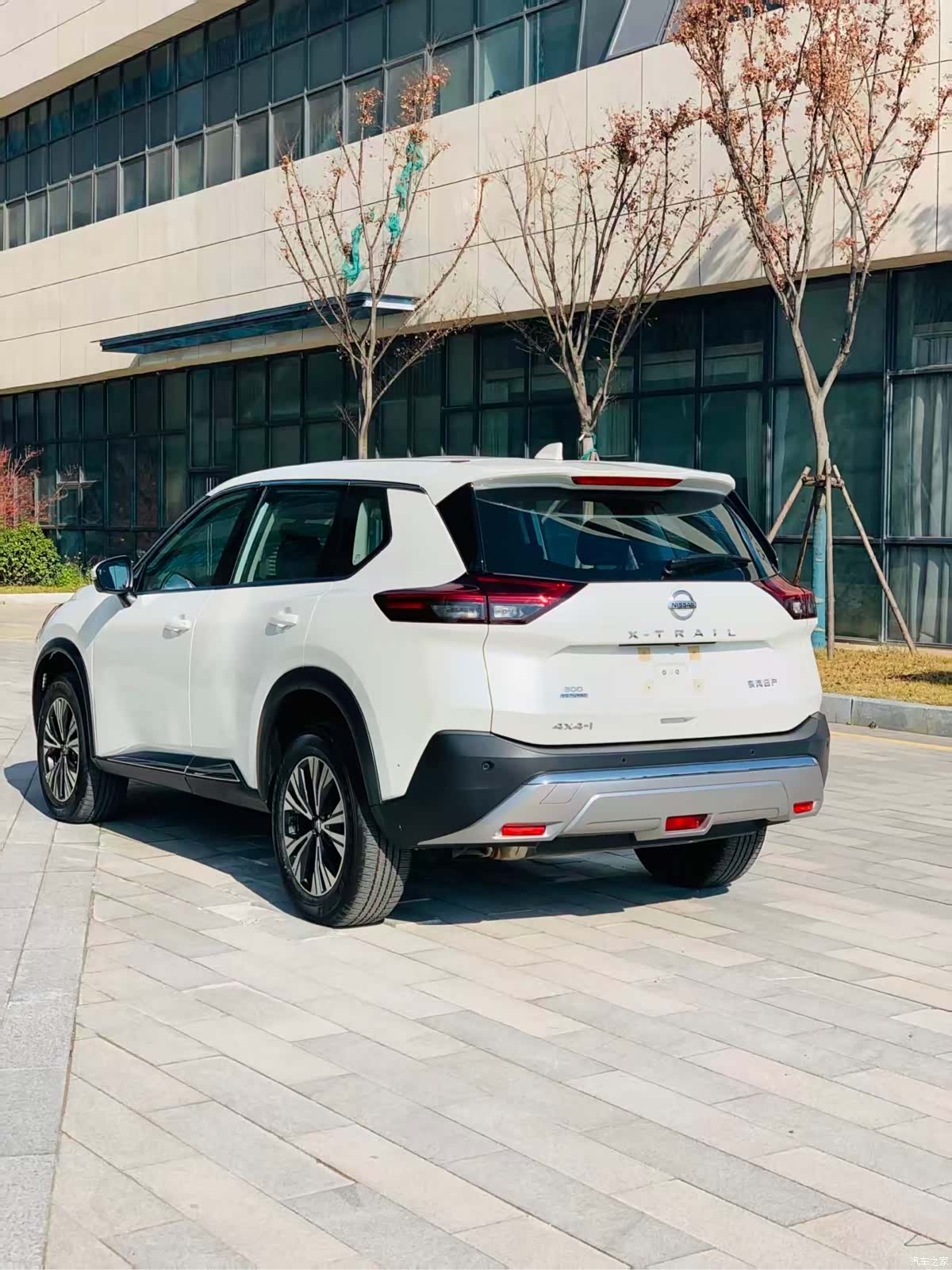 Nissan X-Trail, 2024 все фото
