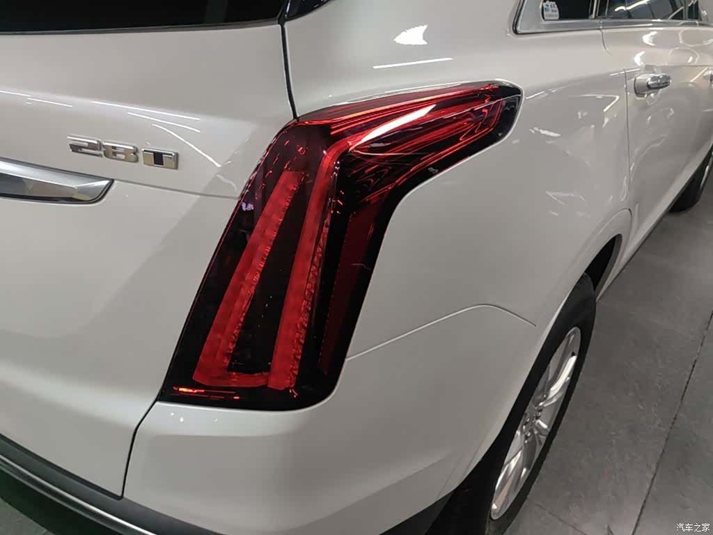 Cadillac XT5, 2020 8