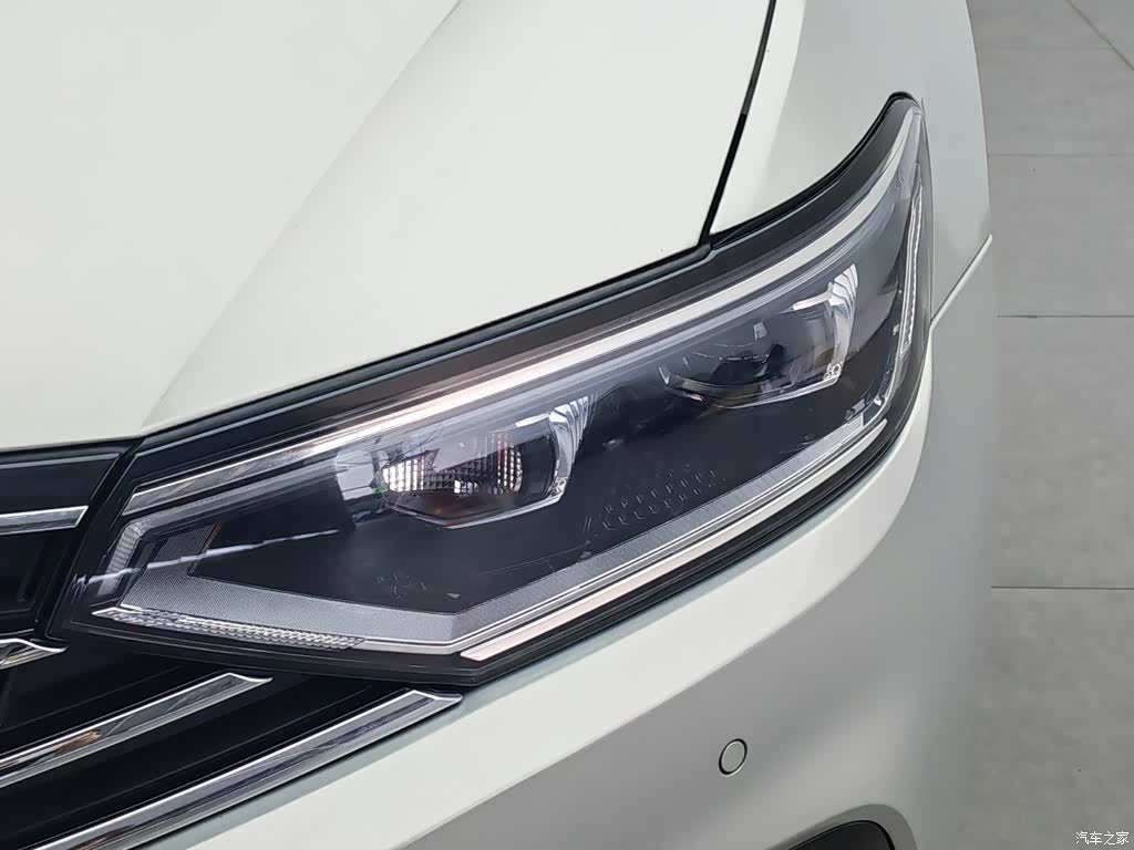Volkswagen Magotan, 2021 7