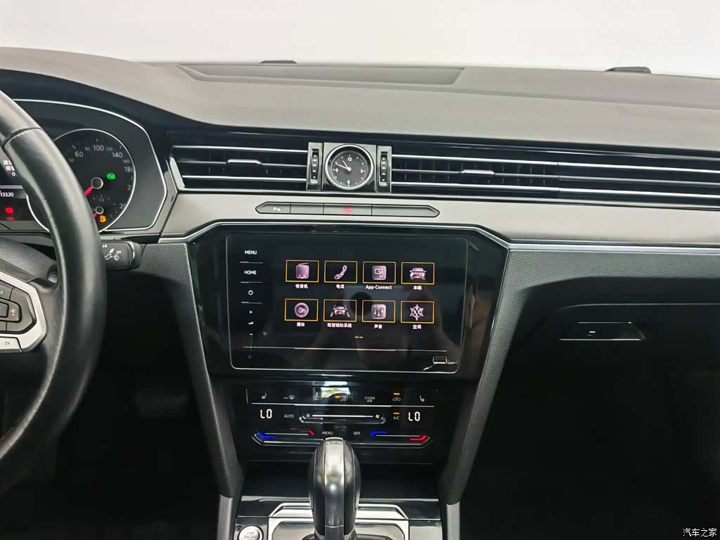 Volkswagen Magotan, 2021 12