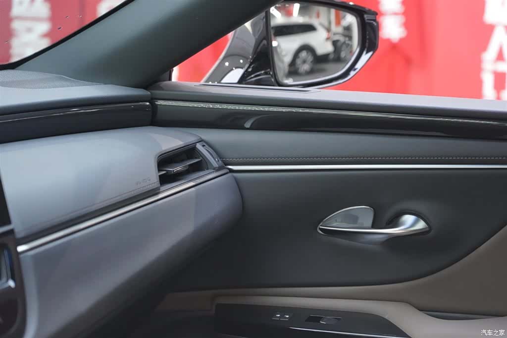 Lexus ES, 2024 20