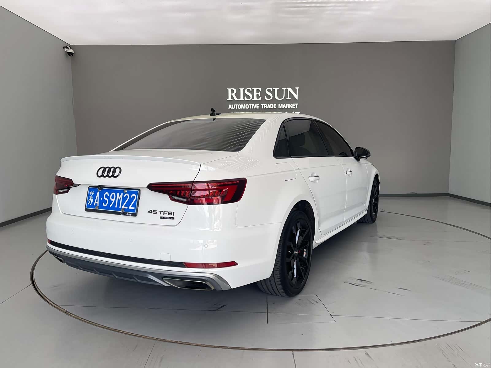 Audi A4L, 2019 4