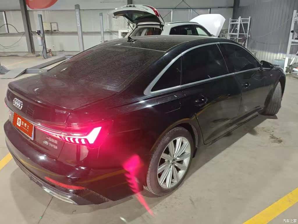 Audi A6L, 2021 3