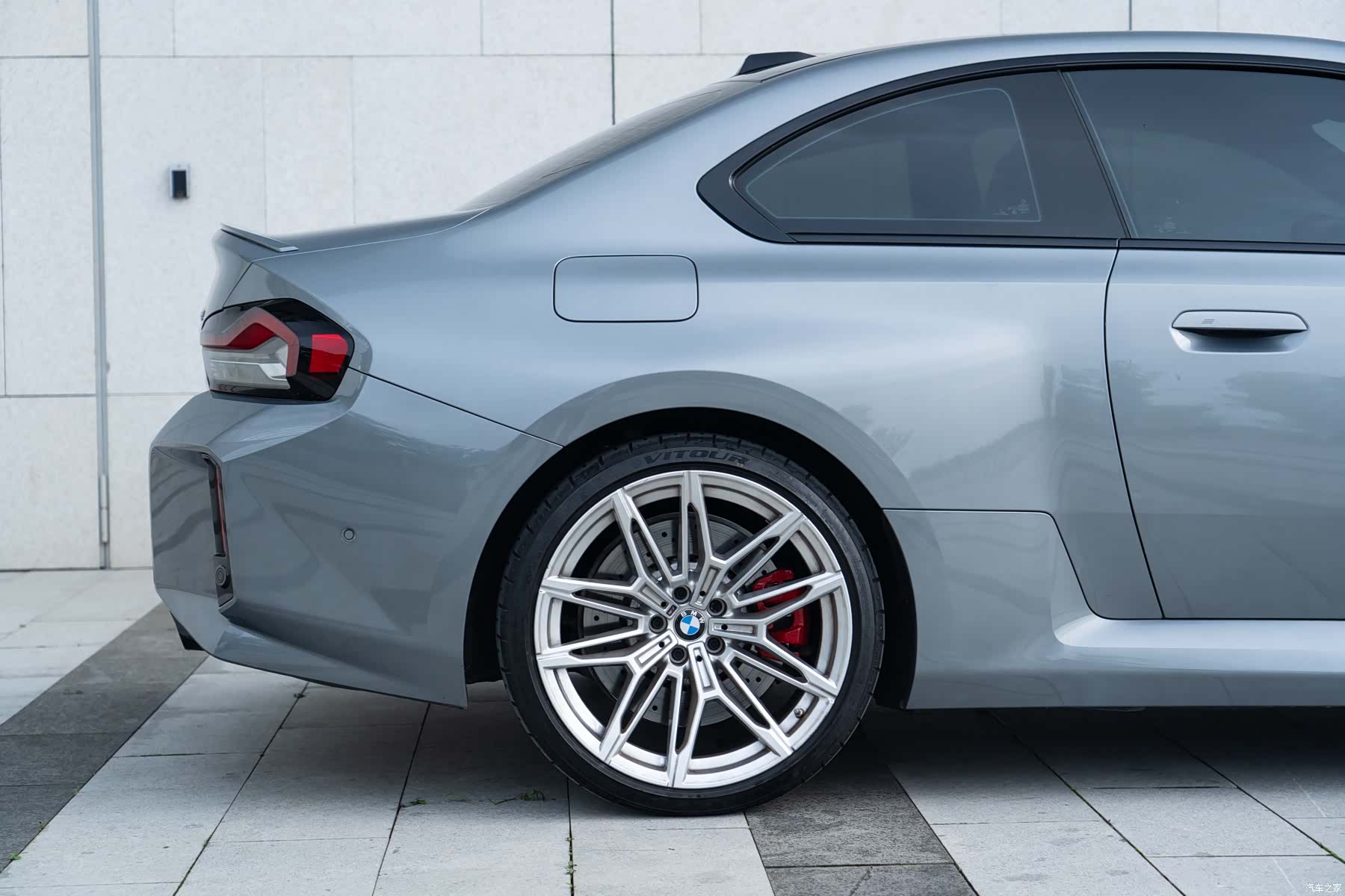 BMW M2, 2025 все фото
