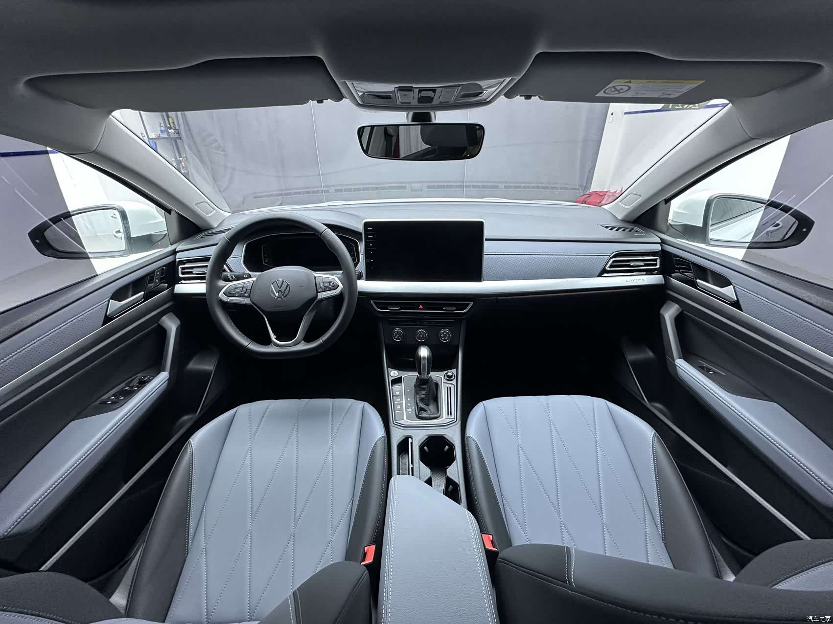 Volkswagen Lavida, 2023 11