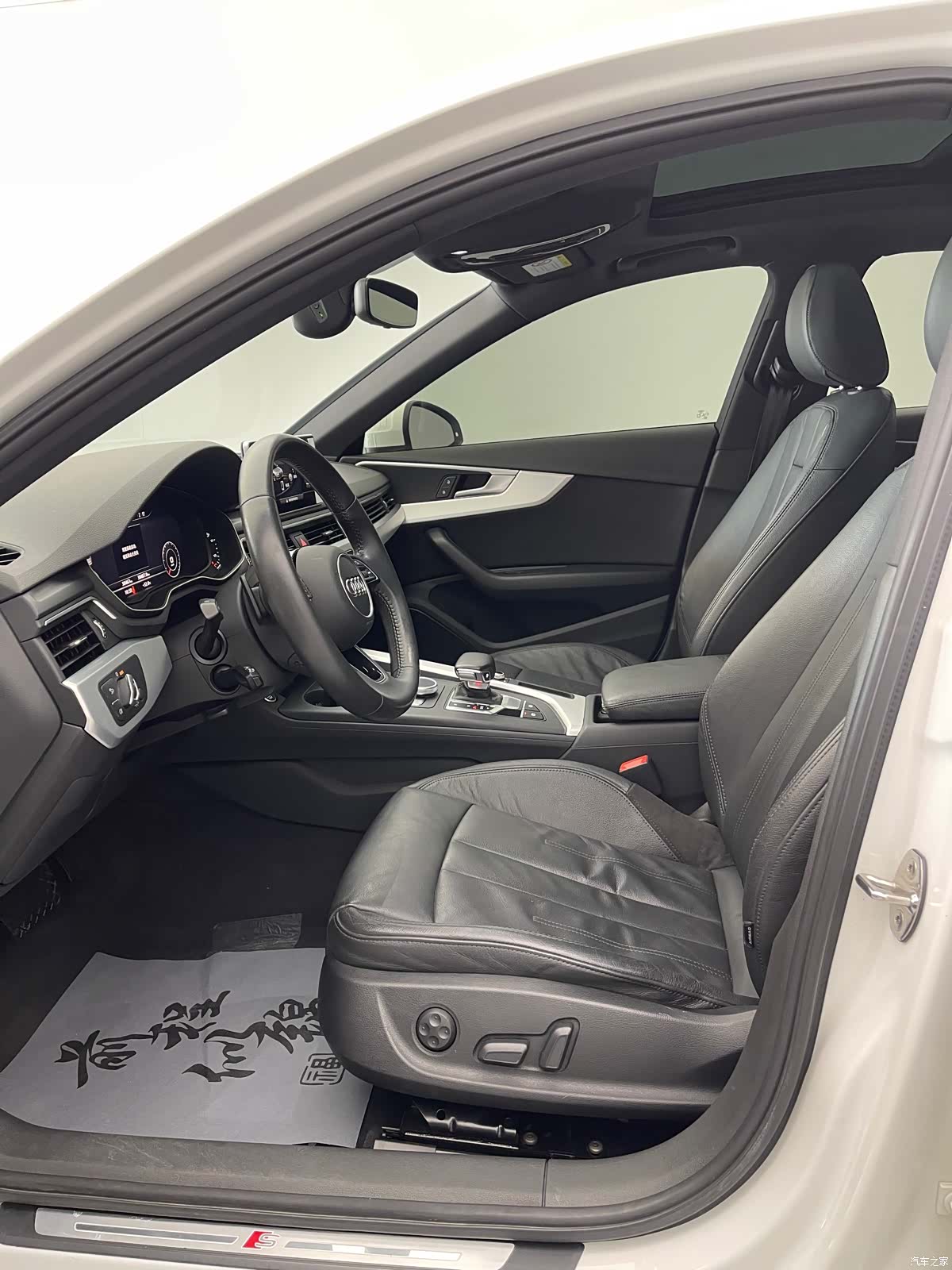 Audi A4L, 2018 16