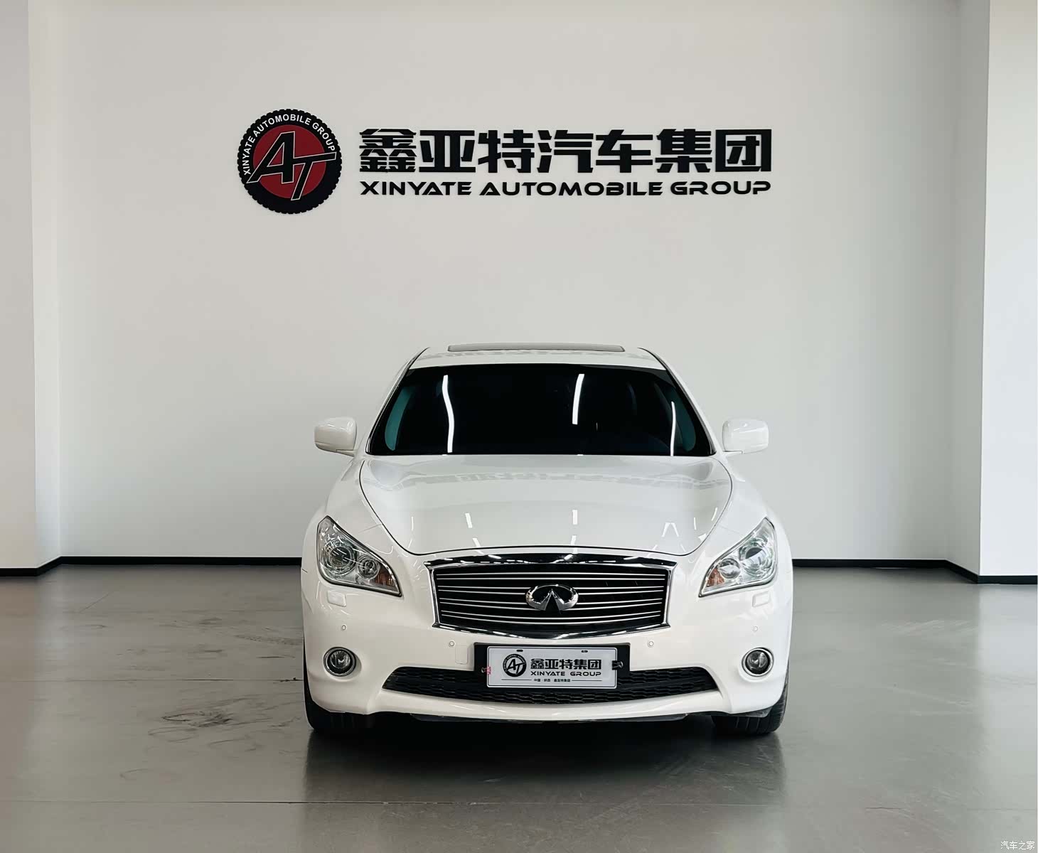 Infiniti Q70, 2015 2
