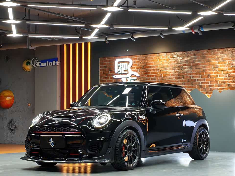 MINI JCW