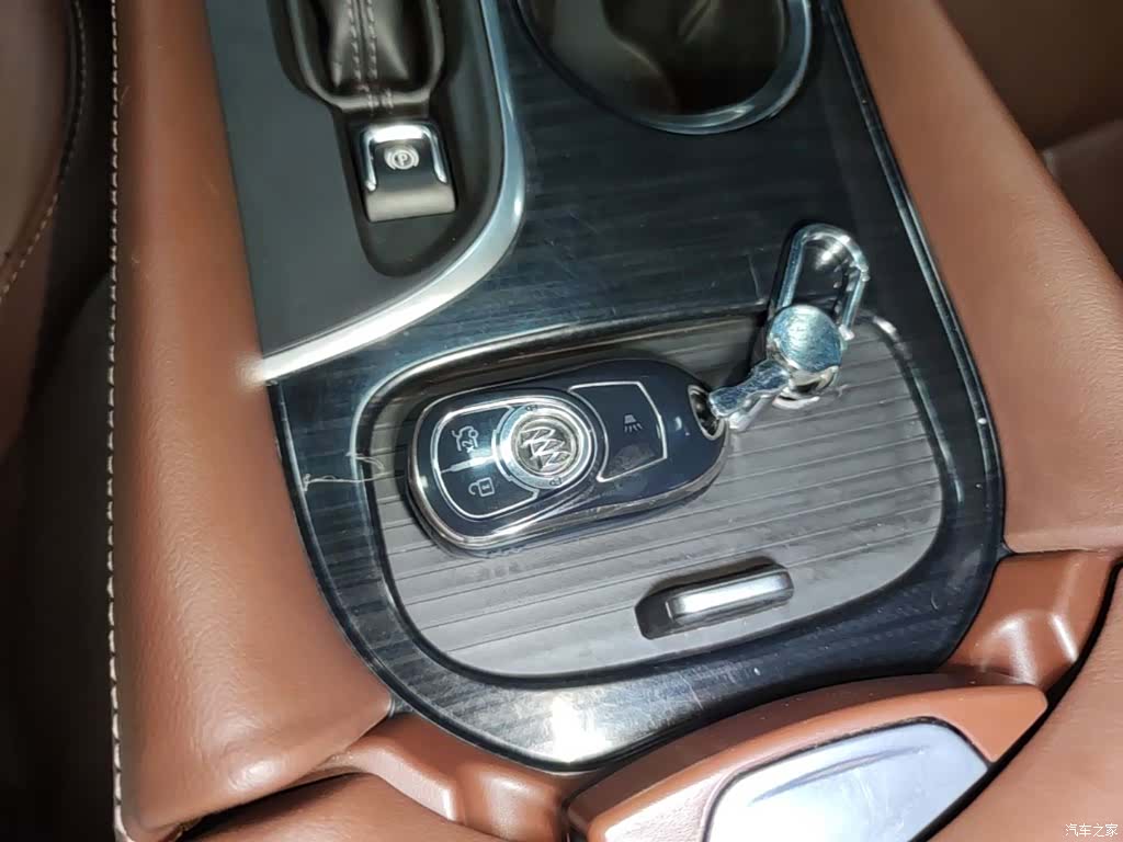 Buick Envision Plus, 2018 9