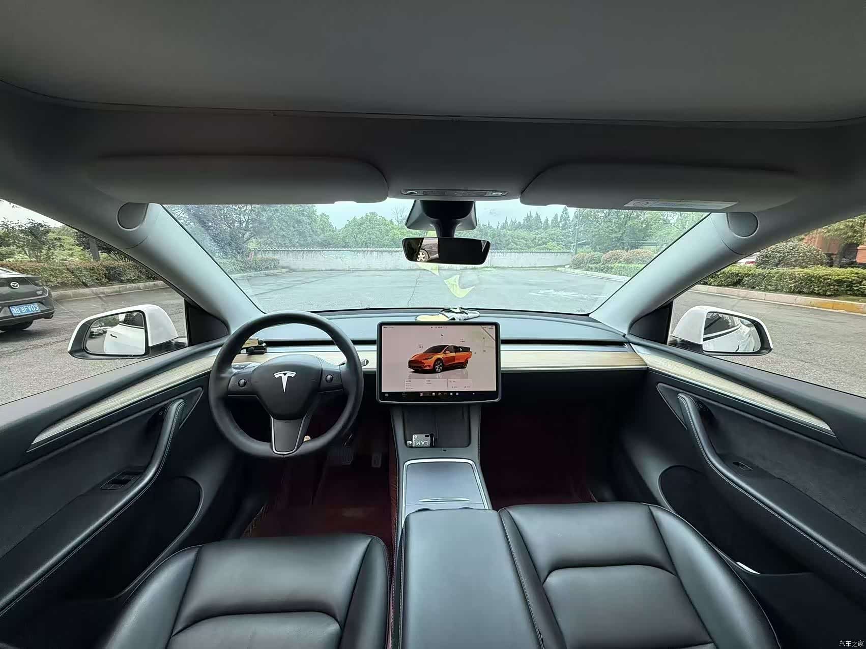 Tesla Model Y, 2022 2