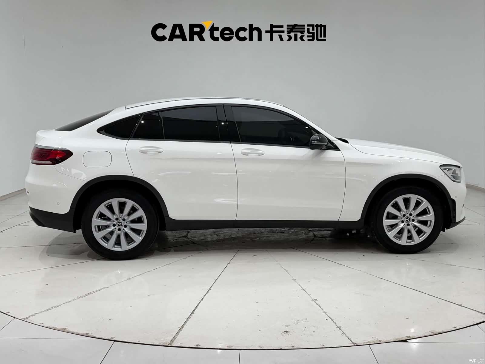 Mercedes-Benz GLC, 2022 12
