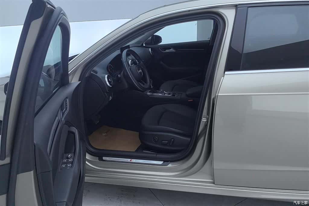 Audi A3, 2018 9