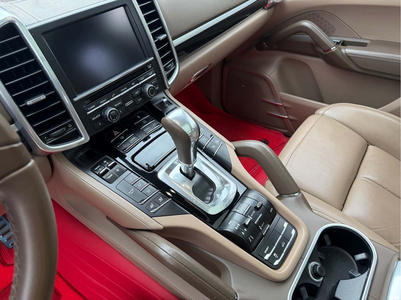 Porsche Cayenne, 2013 13