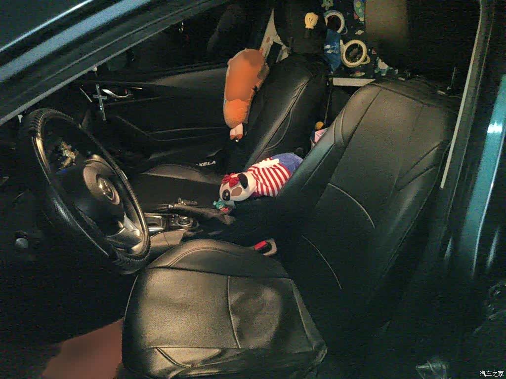 Mazda Mazda3, 2015 8