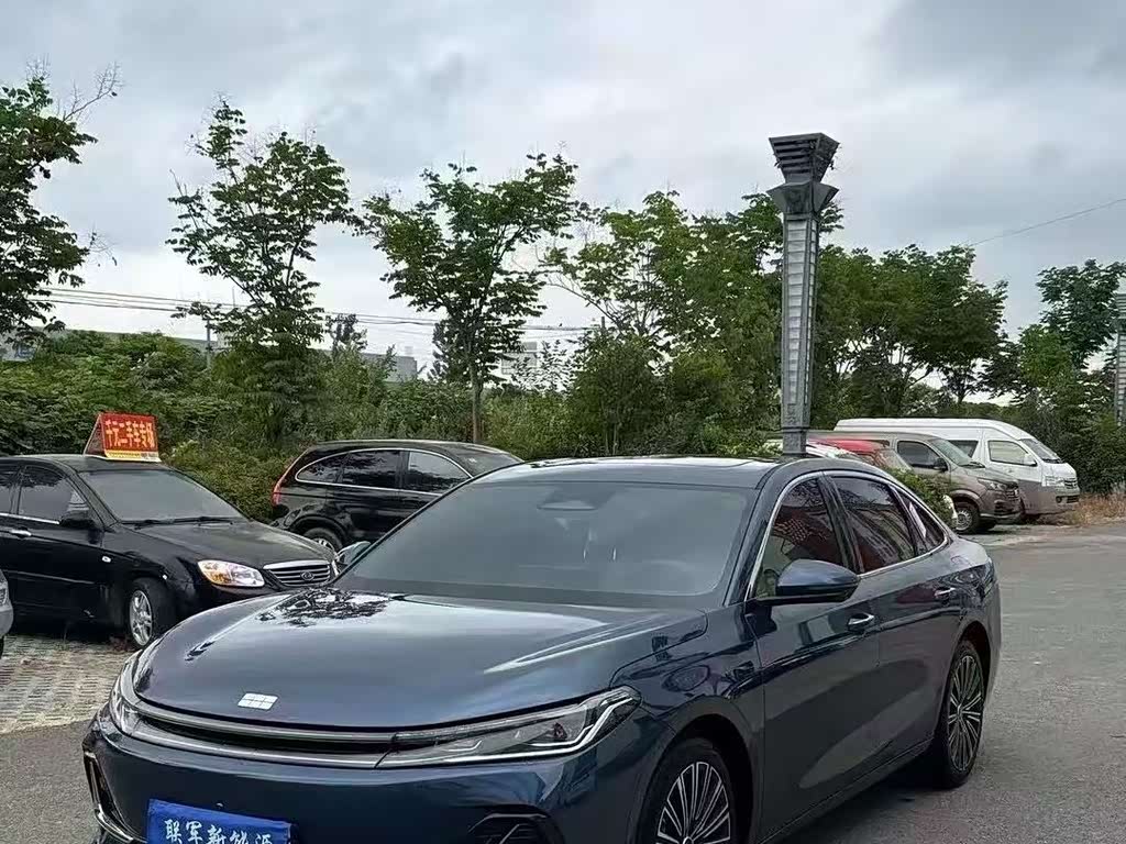 Geely Galaxy A7 EM