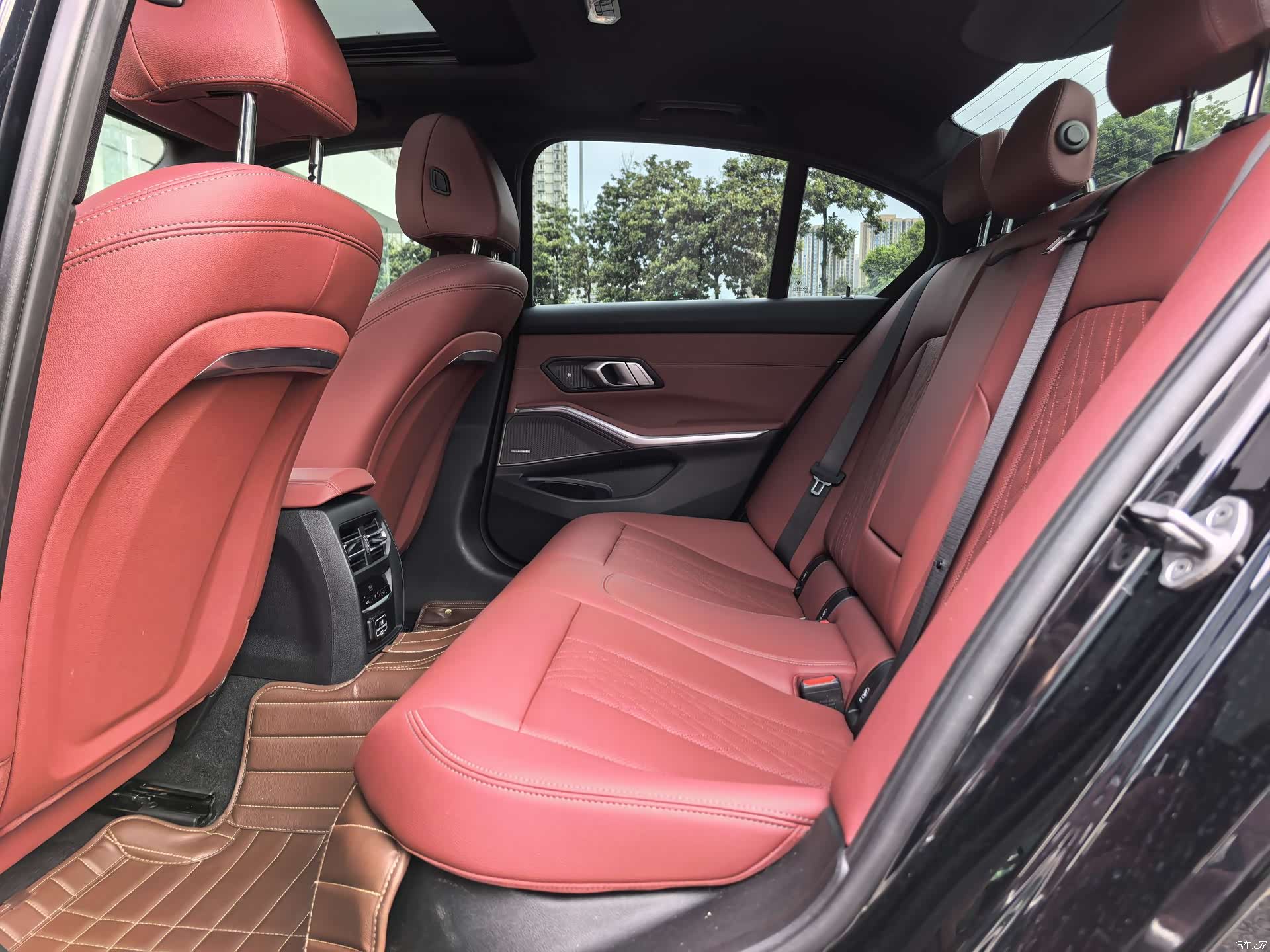 BMW 3 Series, 2023 12