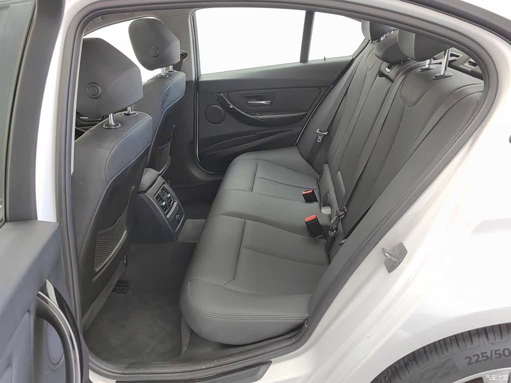 BMW 3 Series, 2016 15