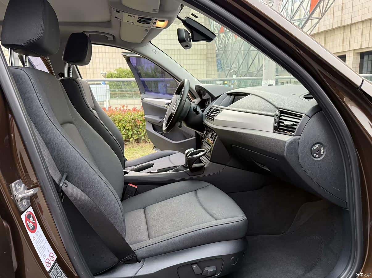 BMW X1, 2013 6