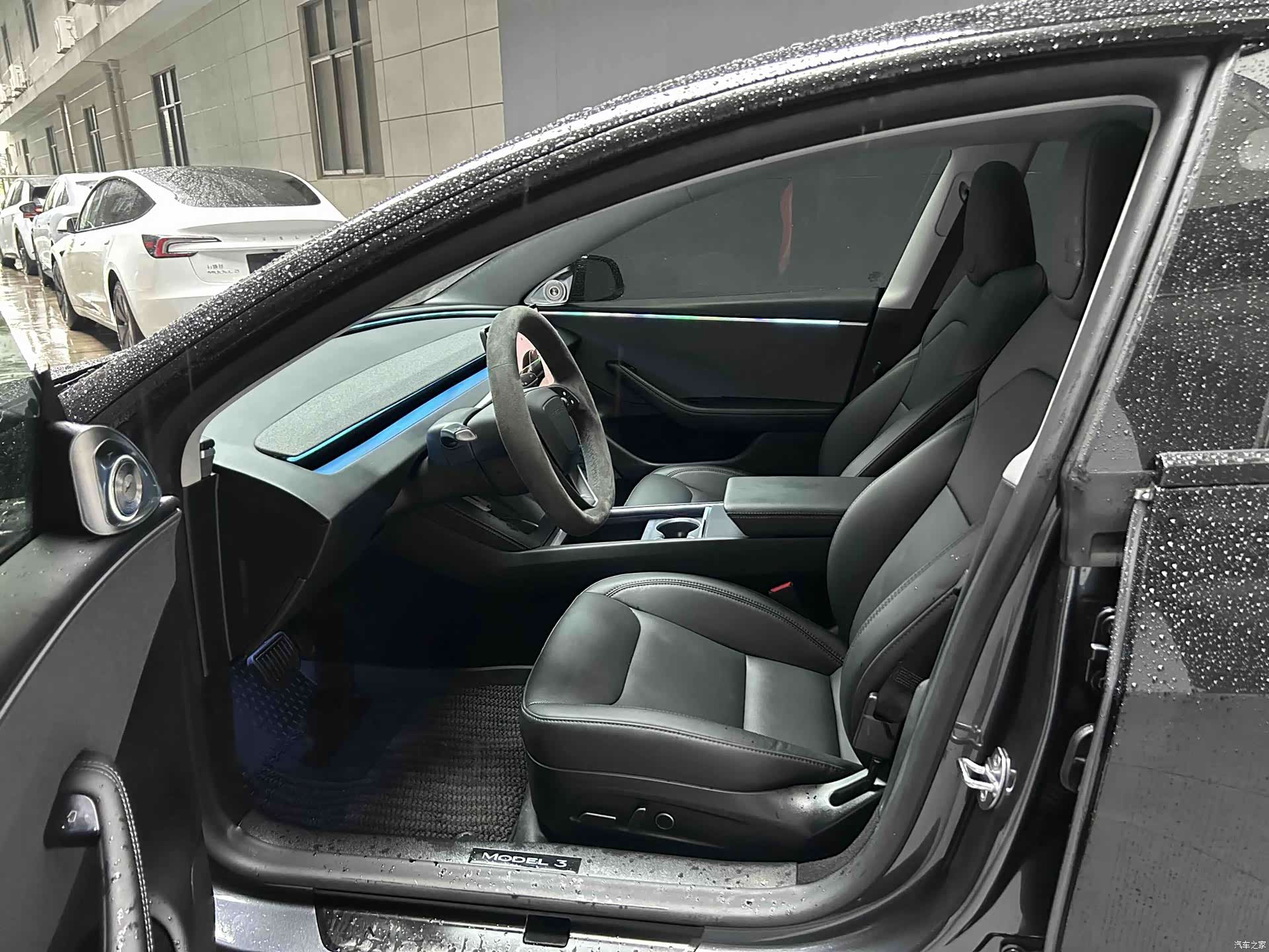 Tesla Model 3, 2024 14