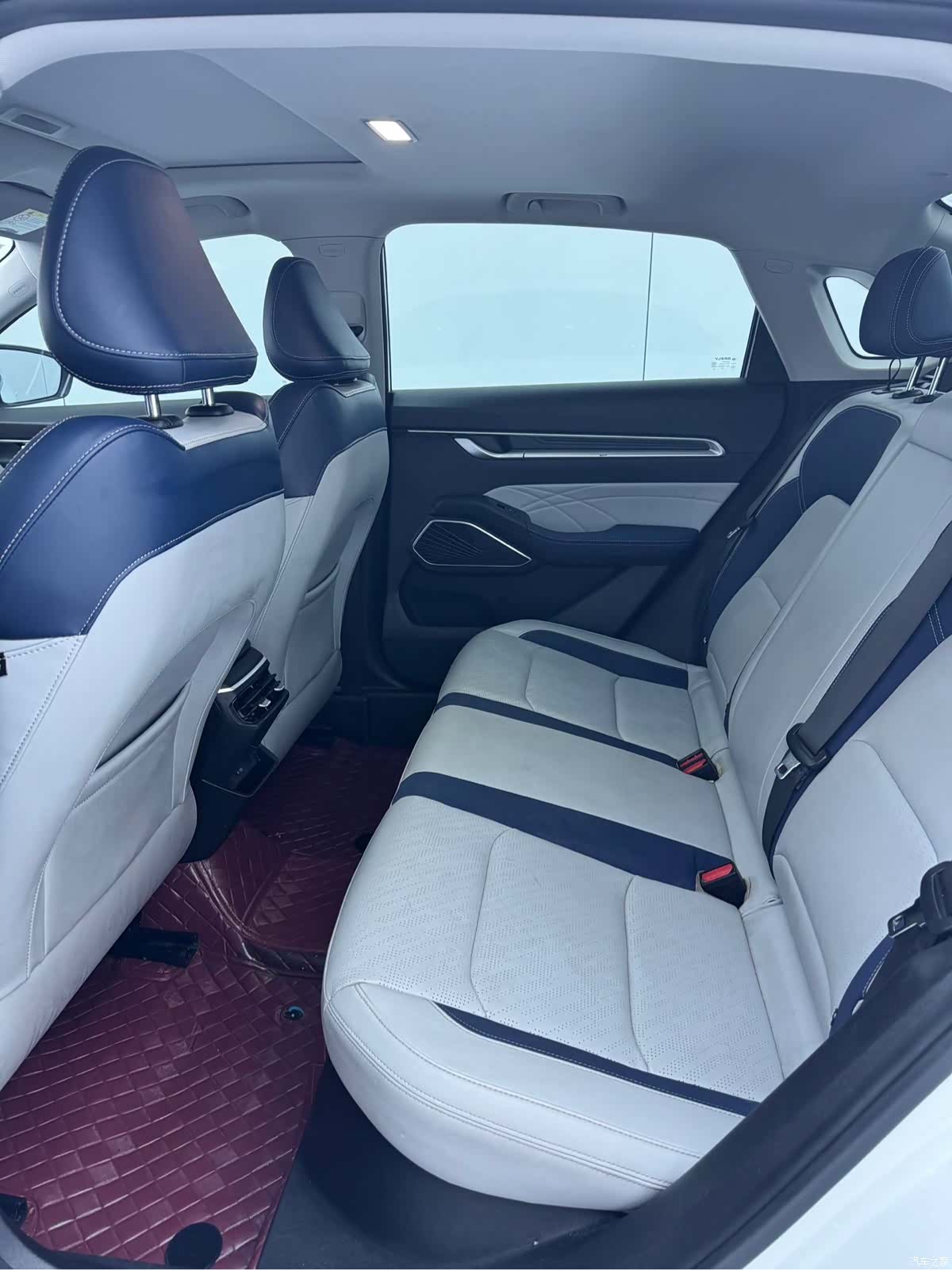 Geely Emgrand, 2022 12
