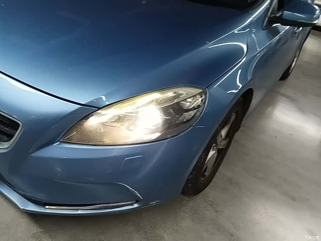 Volvo V40, 2016 24
